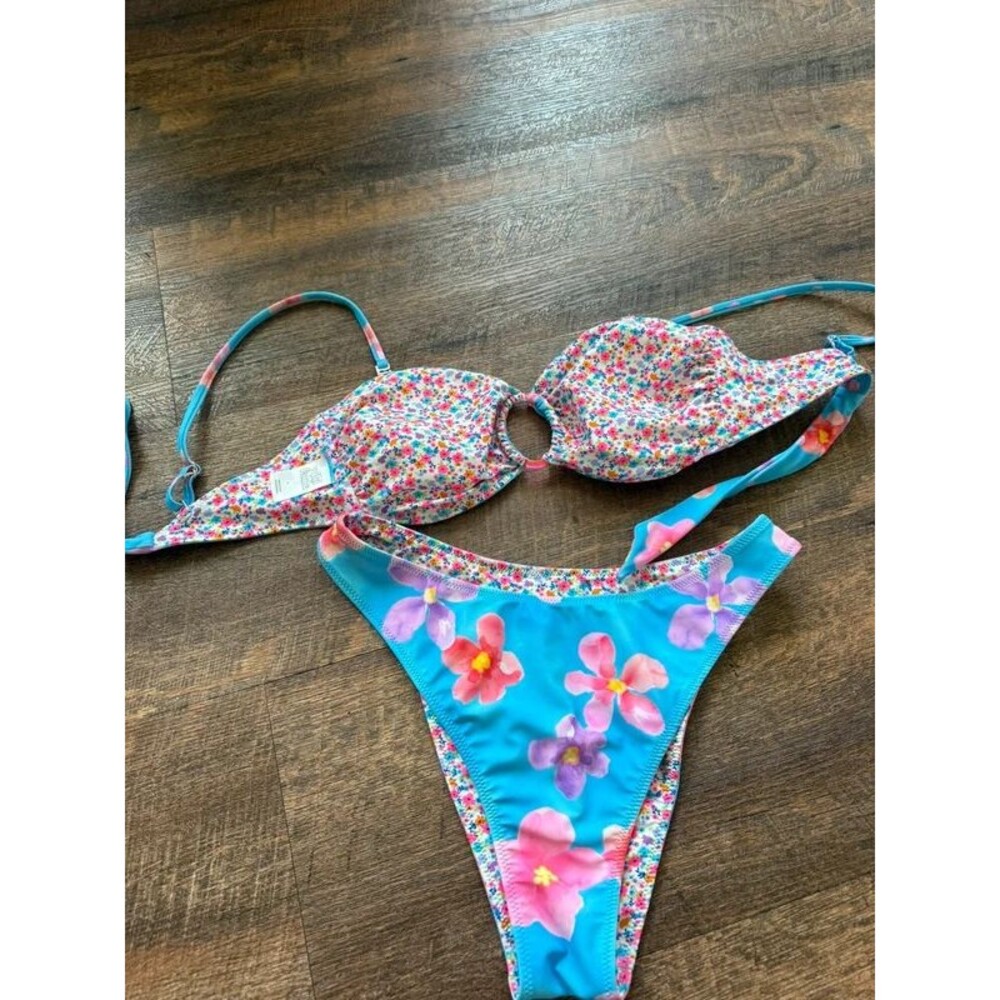 Reversible bikini set - Picture 3 of 3